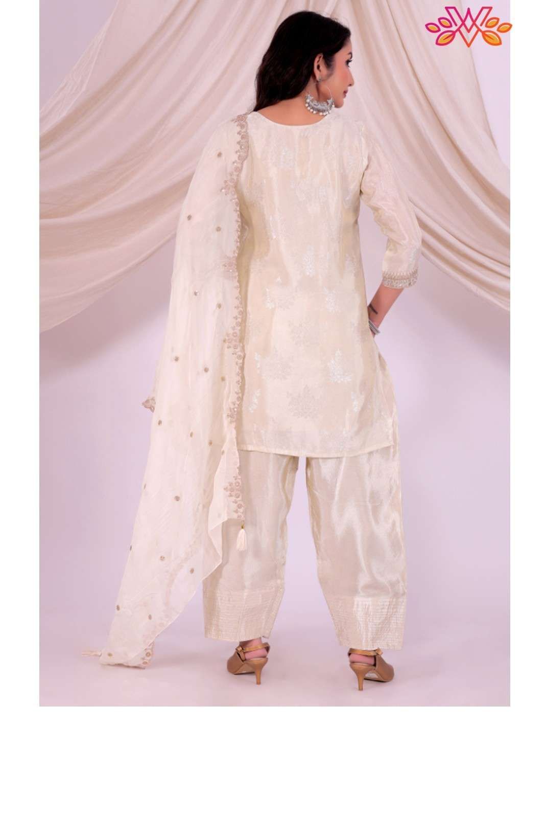 Elegant Off White Silk Jacquard Kurta Set with Farshi Pant & Dupatta